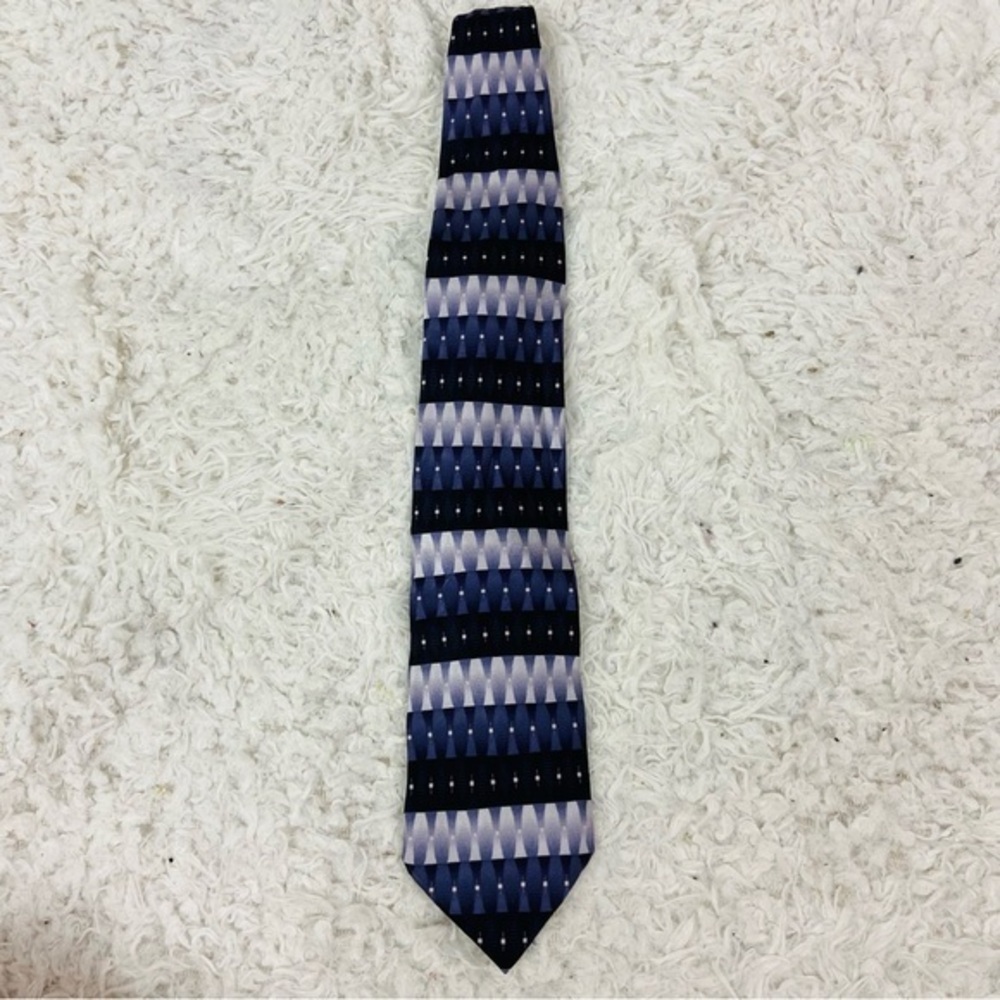 Covington purple and Black Patterned 100% silk satin Tie